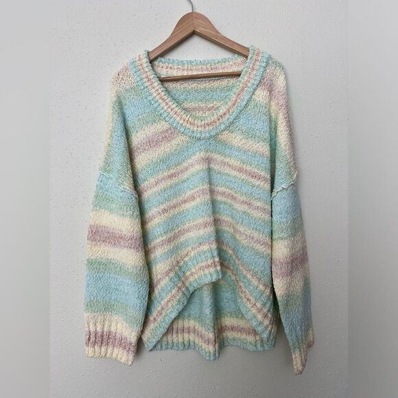 New Rumored Multicolor Pastel Oversized Sweater Size M/L - Picture 1 of 7